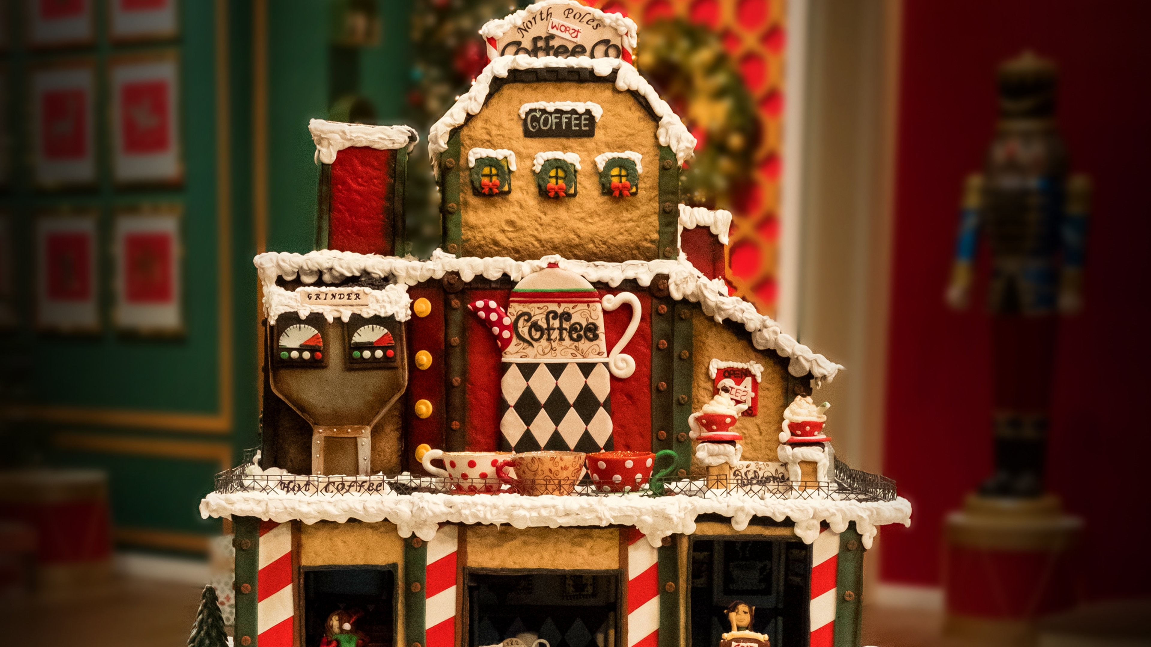 Backdrop for Holiday Gingerbread Showdown