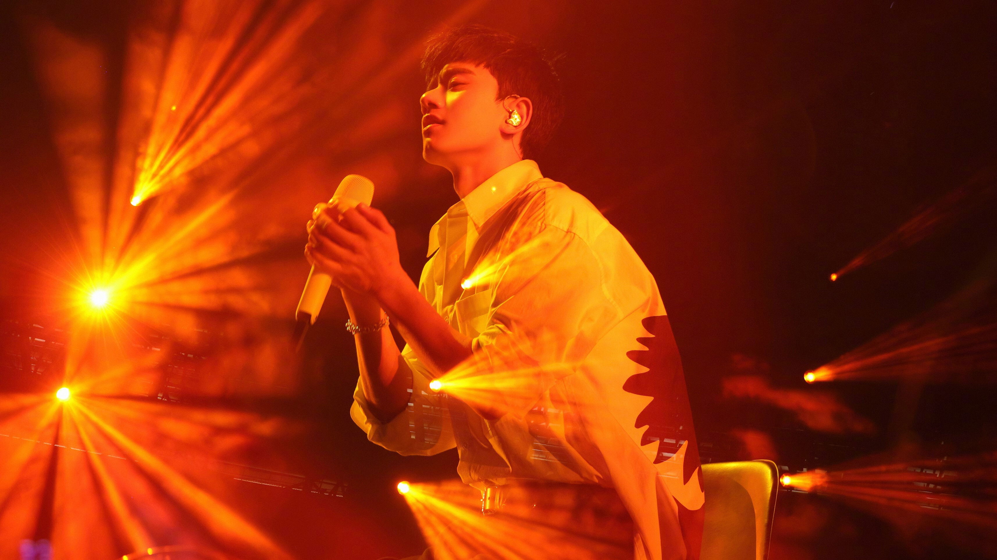 Backdrop for 张杰未LIVE演唱会