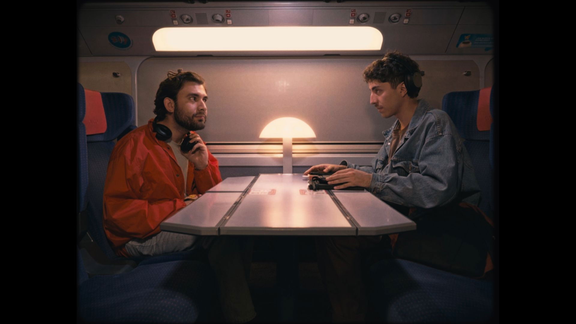 Backdrop for Te Lo Dije