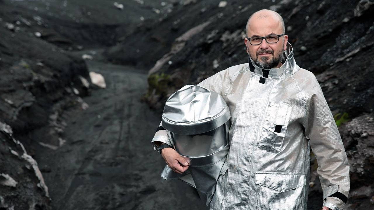 Backdrop for Planet der Vulkane