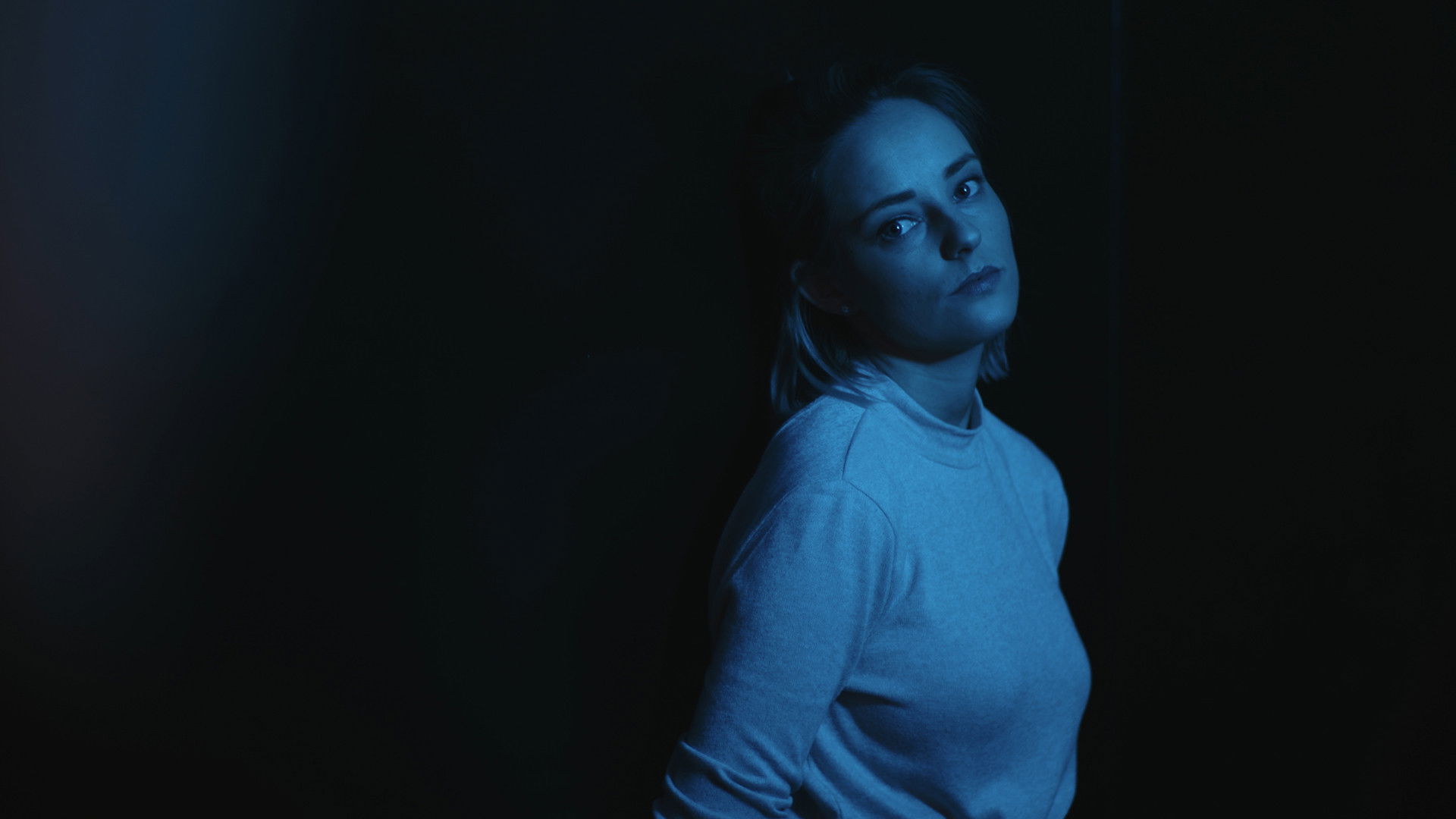 Backdrop for Diskonekt