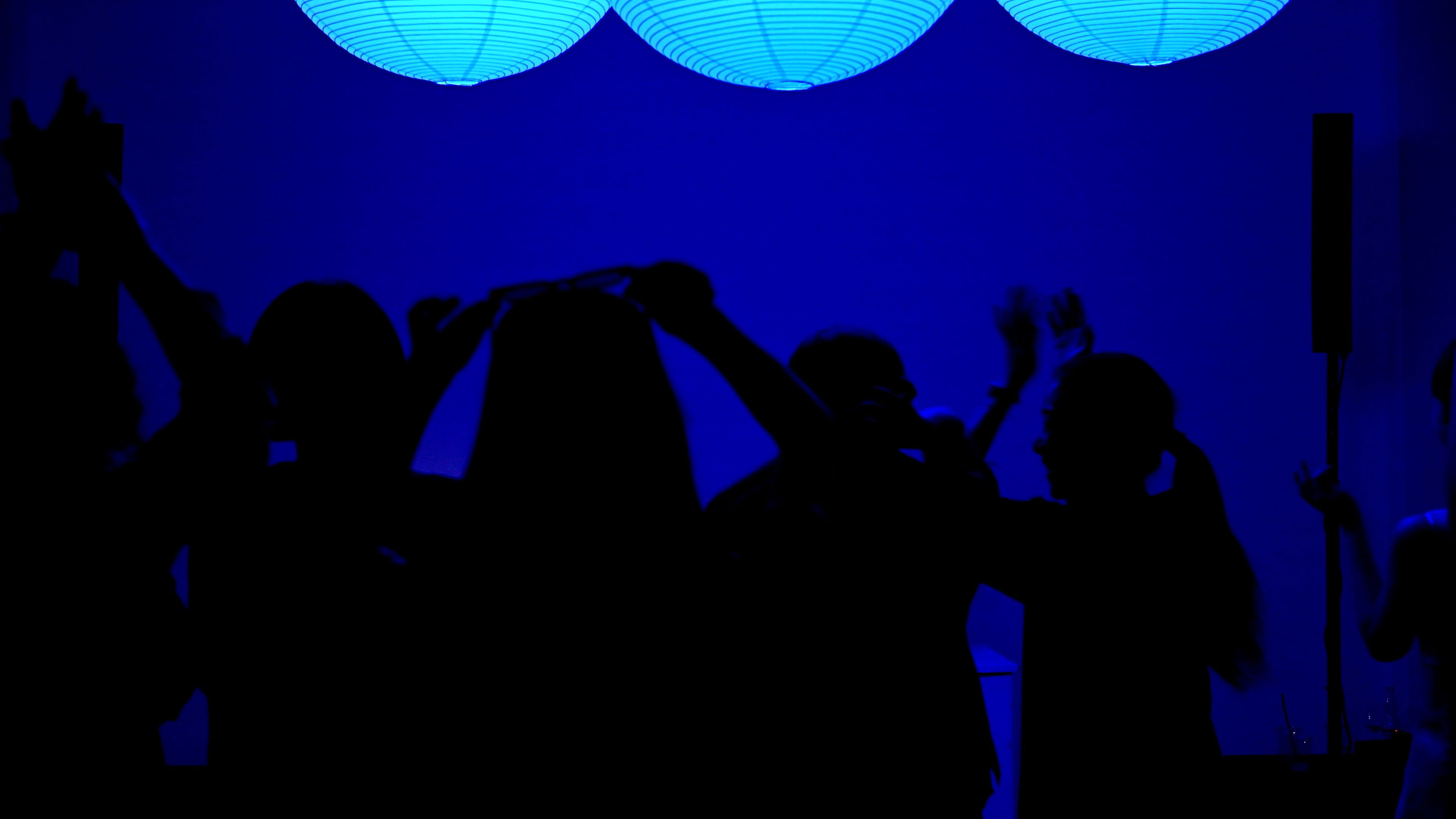 Backdrop for Club insomnia : Vinyl