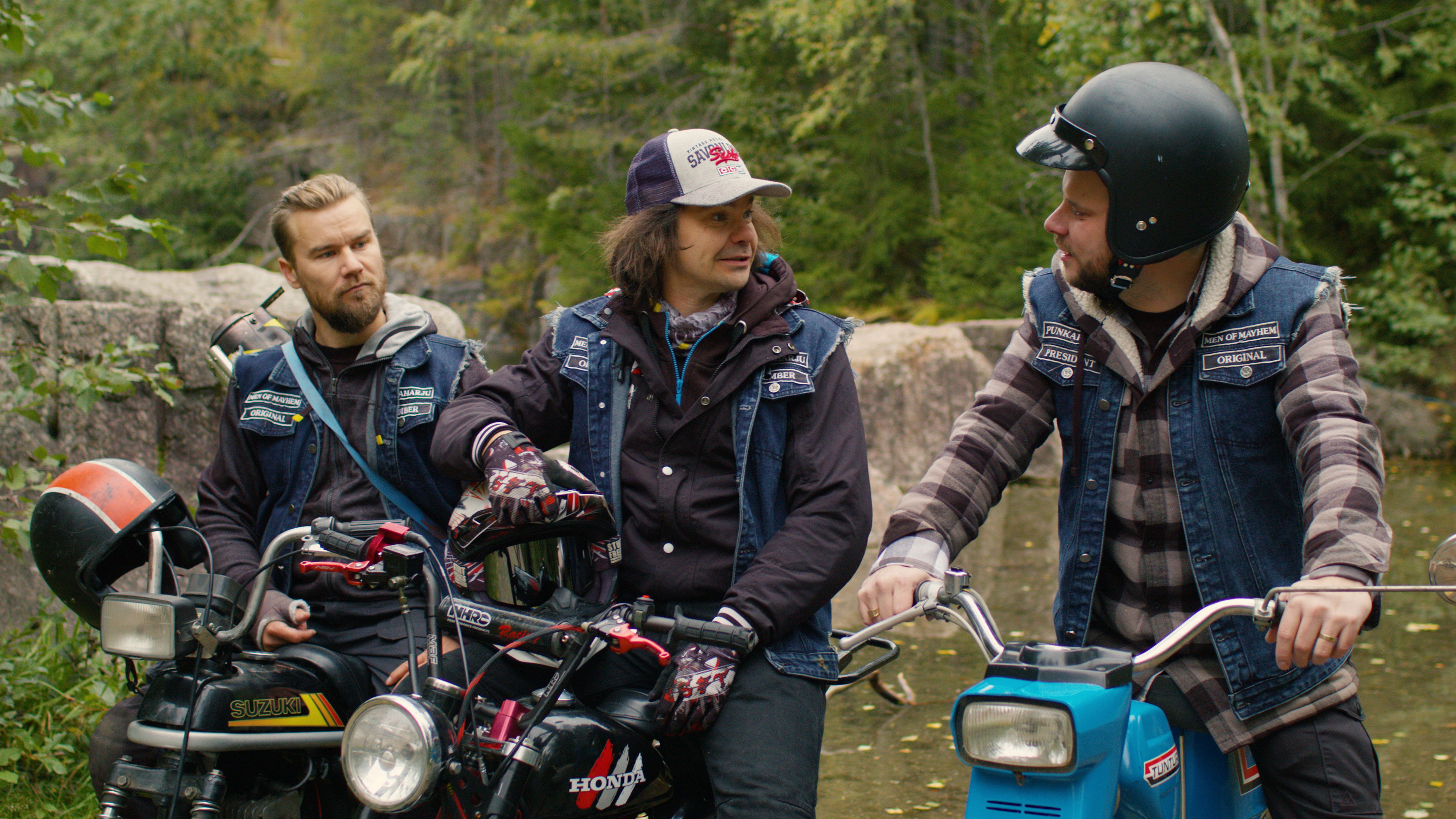 Backdrop for MC Helper beKINGs