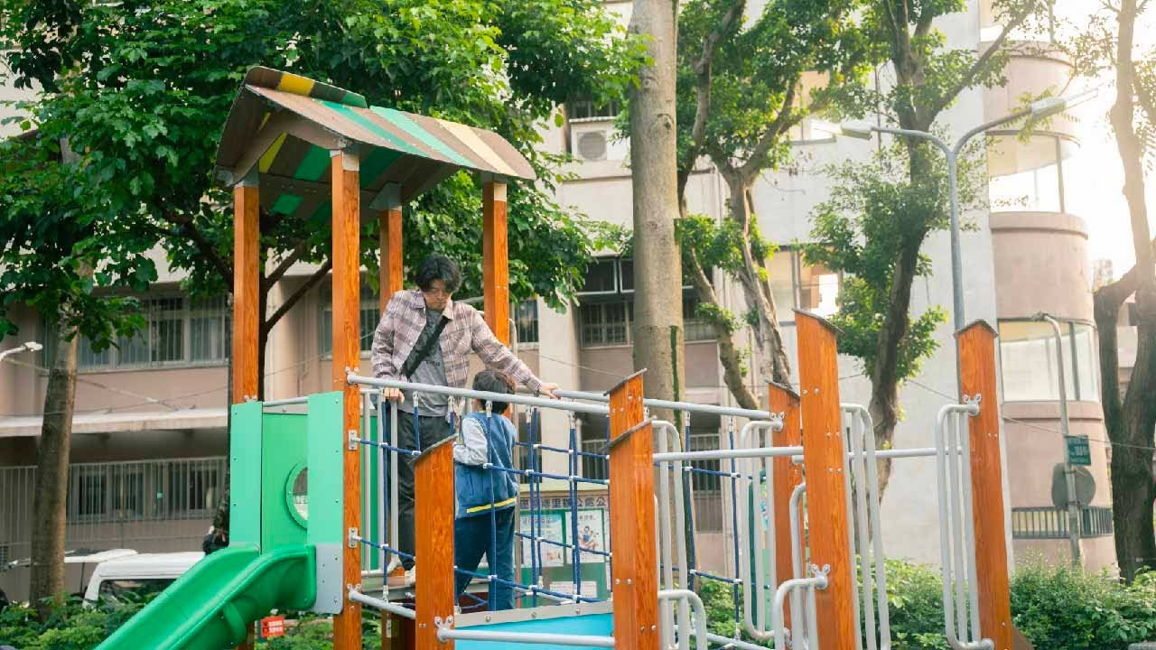 Backdrop for Glittering