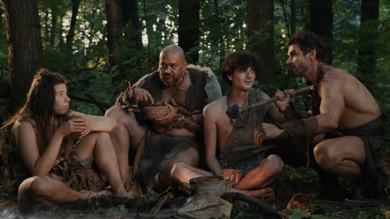 Backdrop for 70 000 Years Ago