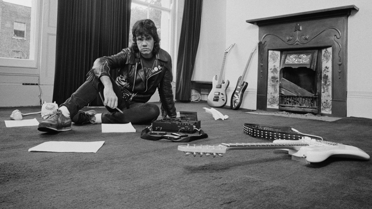 Backdrop for Gary Moore: Emerald Aisles