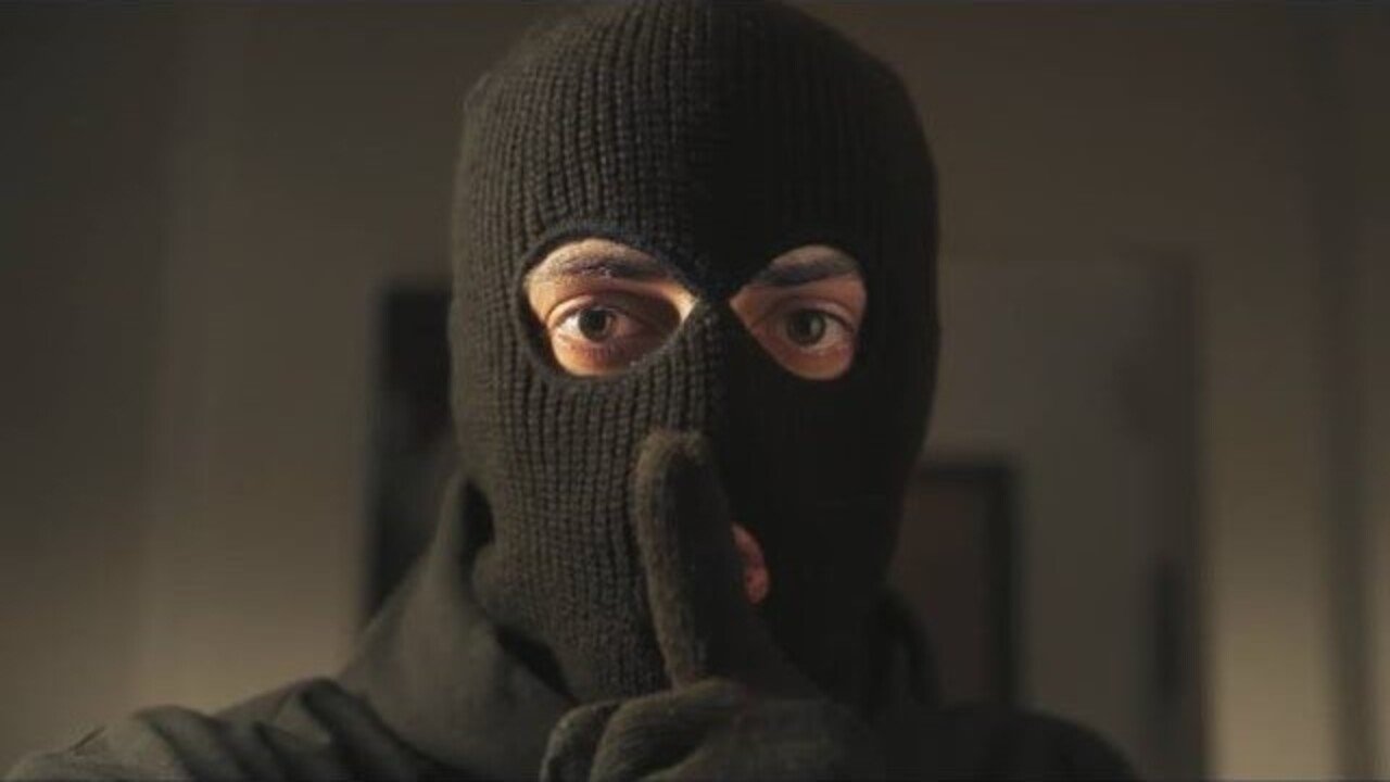 Backdrop for Carnivore