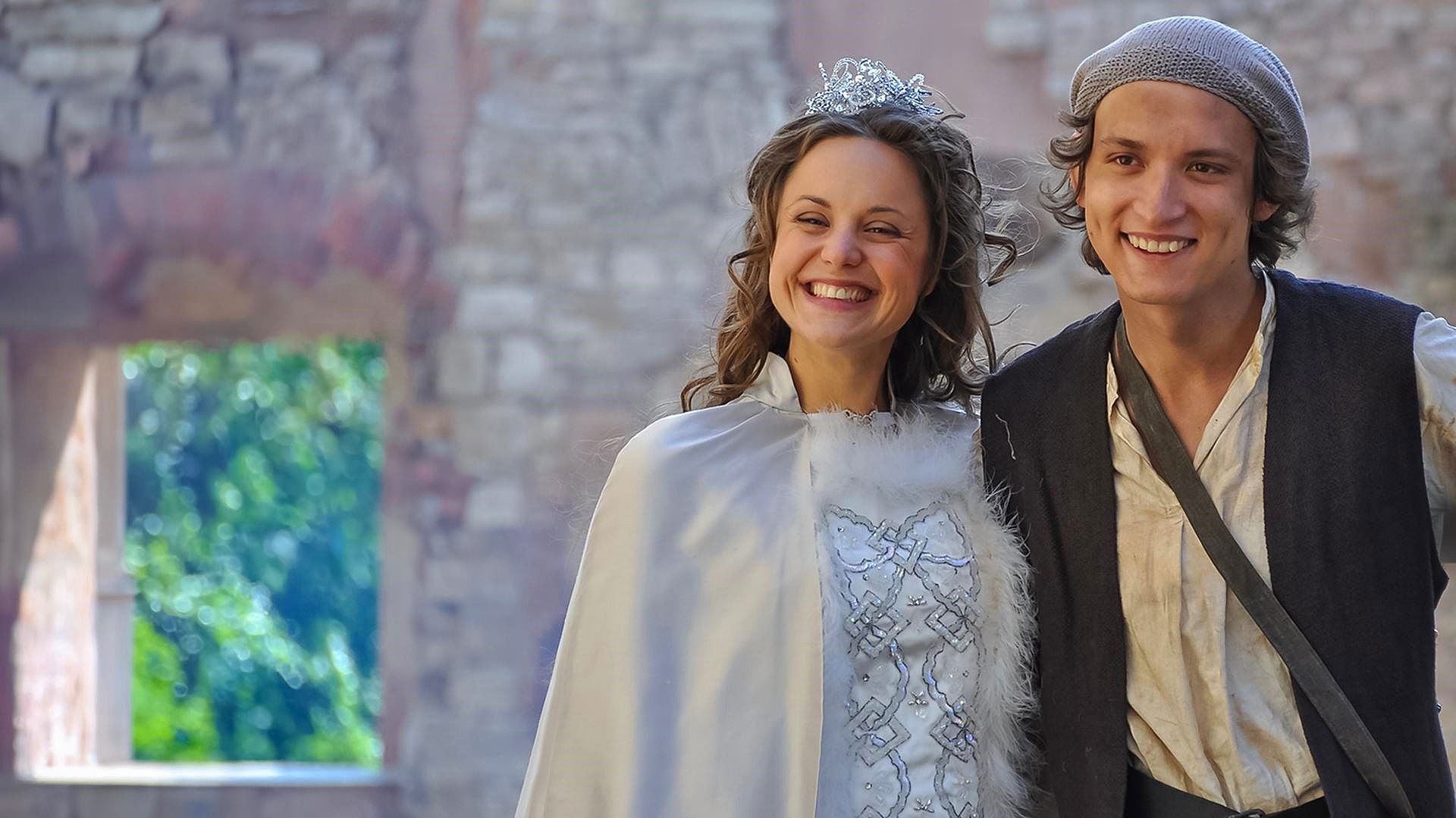 Backdrop for Der Teufel mit den drei goldenen Haaren