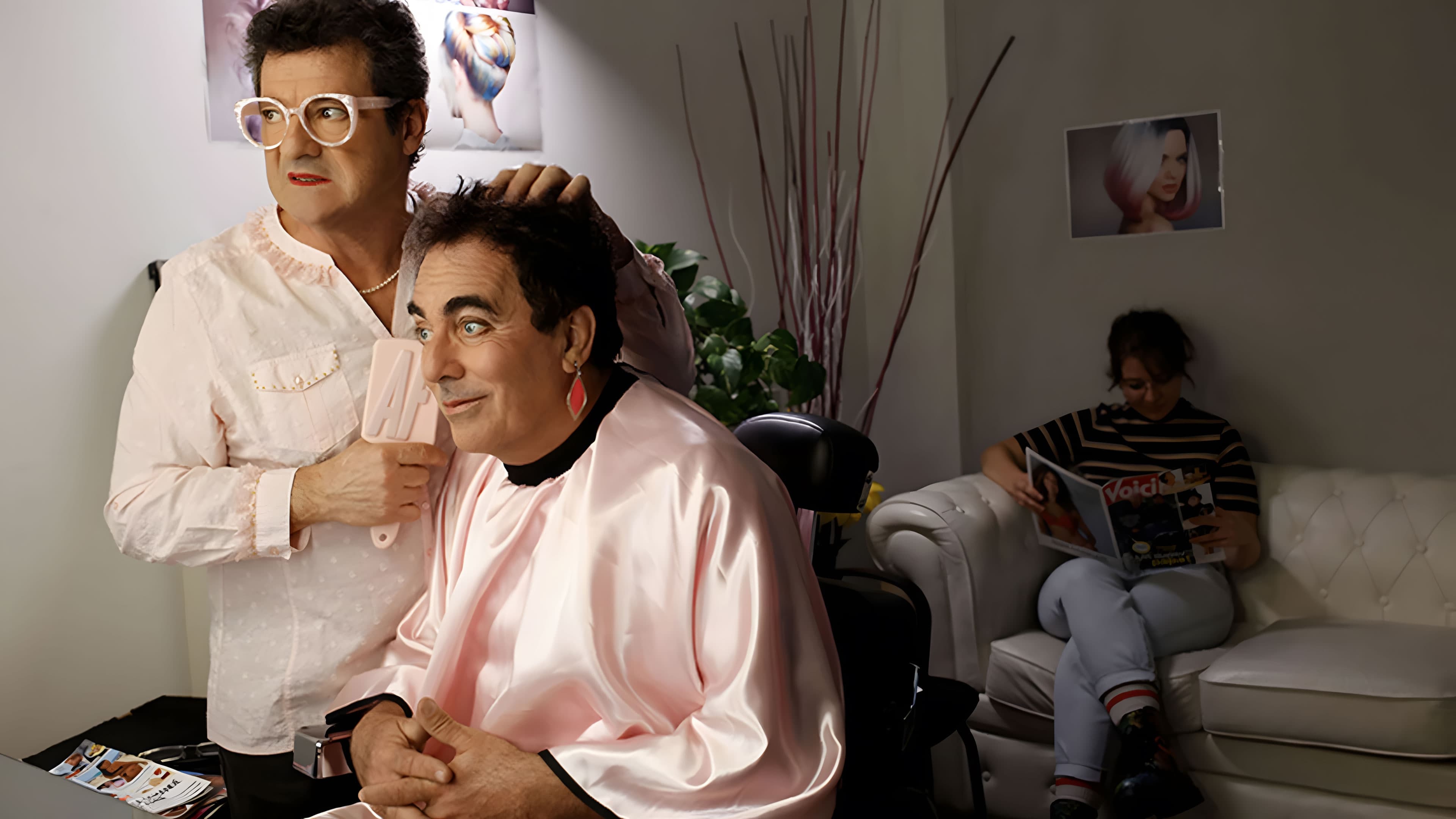 Backdrop for Les Chevaliers du Fiel : Les décoiffeuses