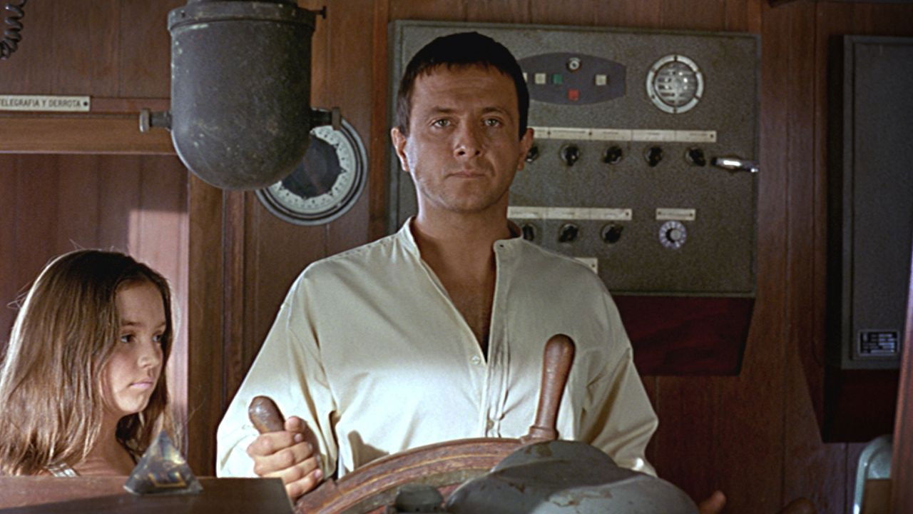 Backdrop for El misterio del Trinidad