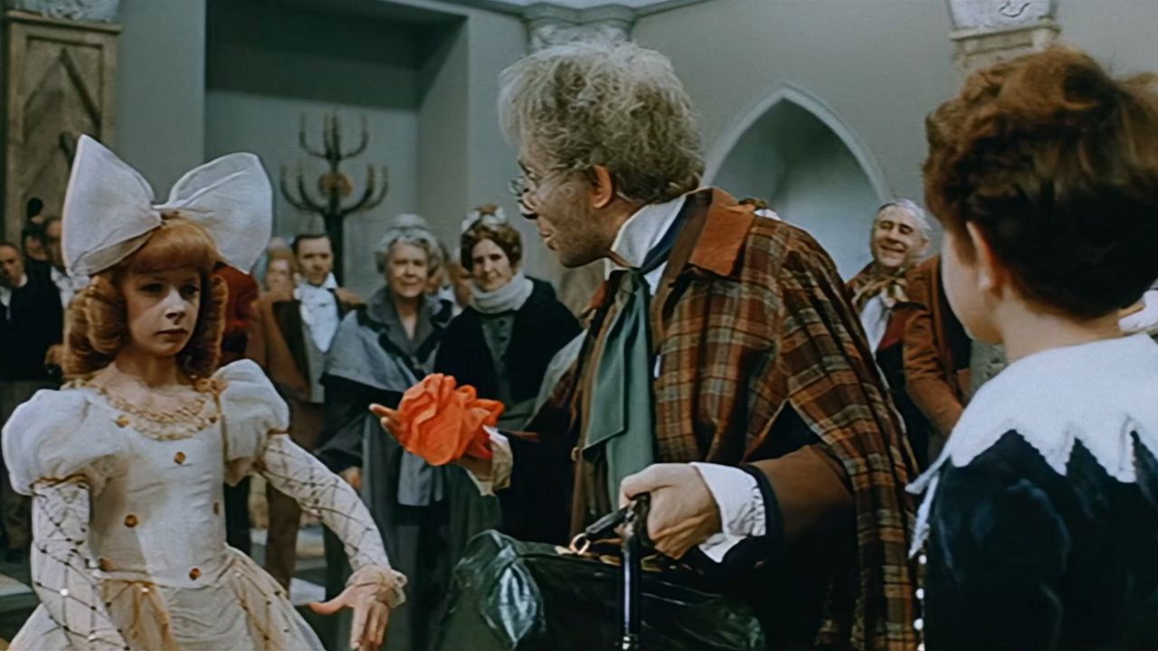 Backdrop for Three Fat Men