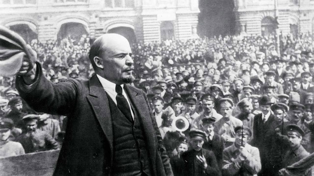 Backdrop for The Fall of the Romanov Dynasty