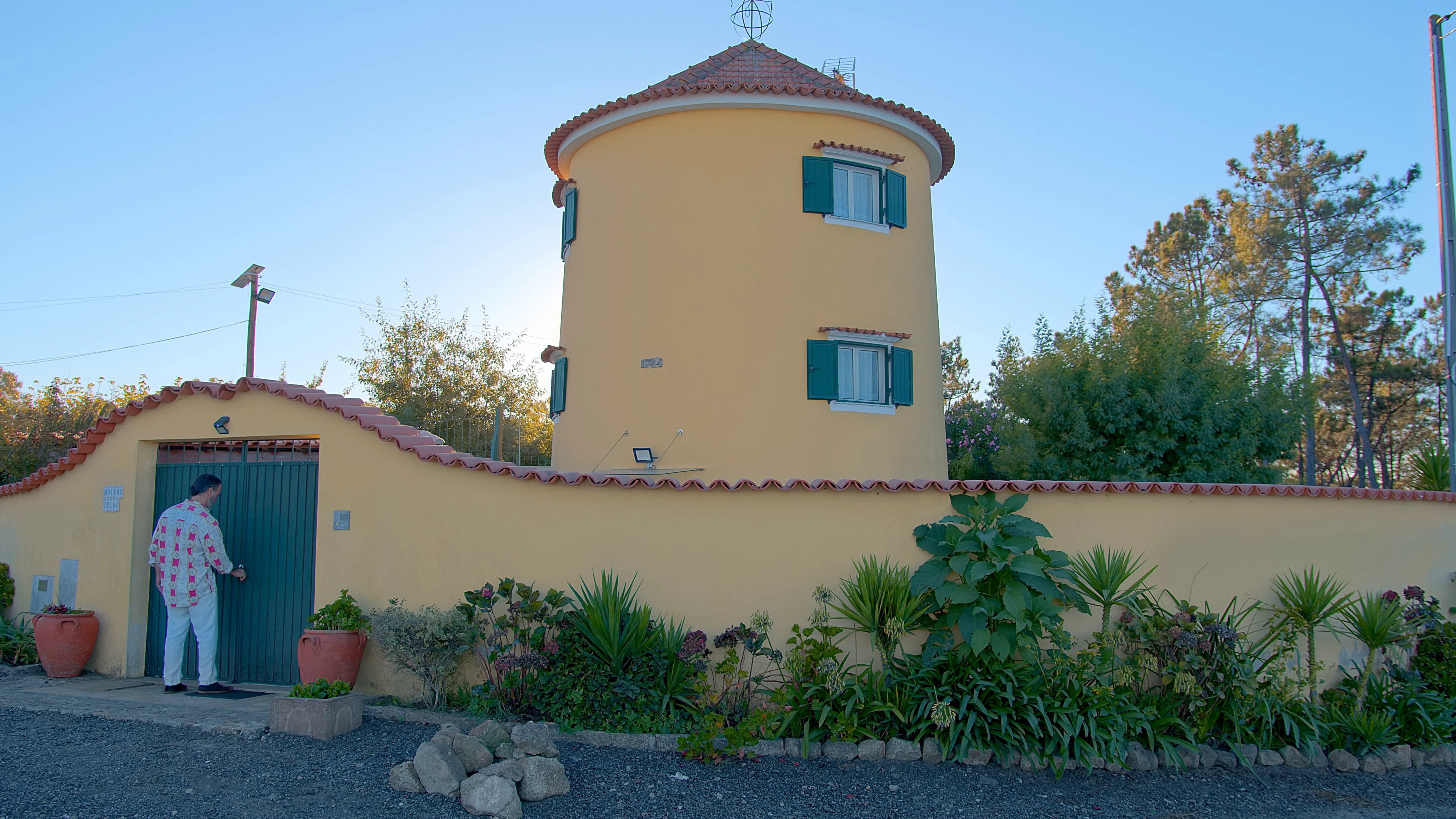 Backdrop for Master Bruno and the Perfidious Macumbas of the Ball