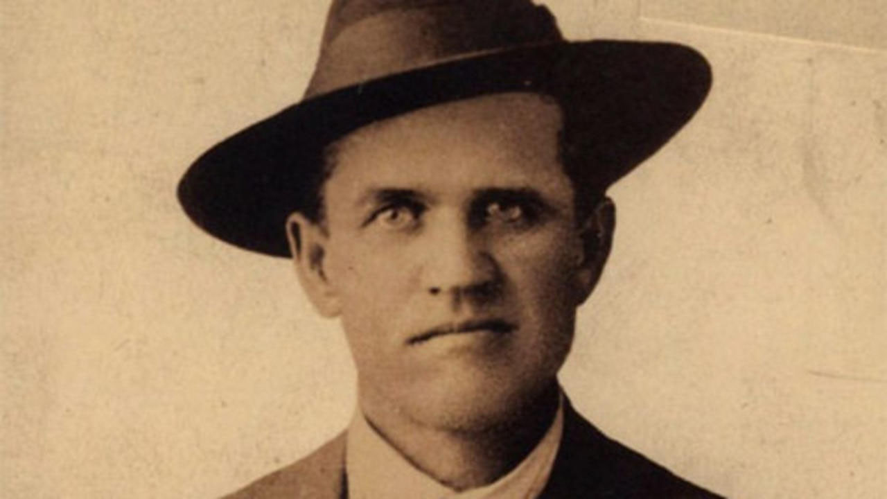 Backdrop for An Injury to One