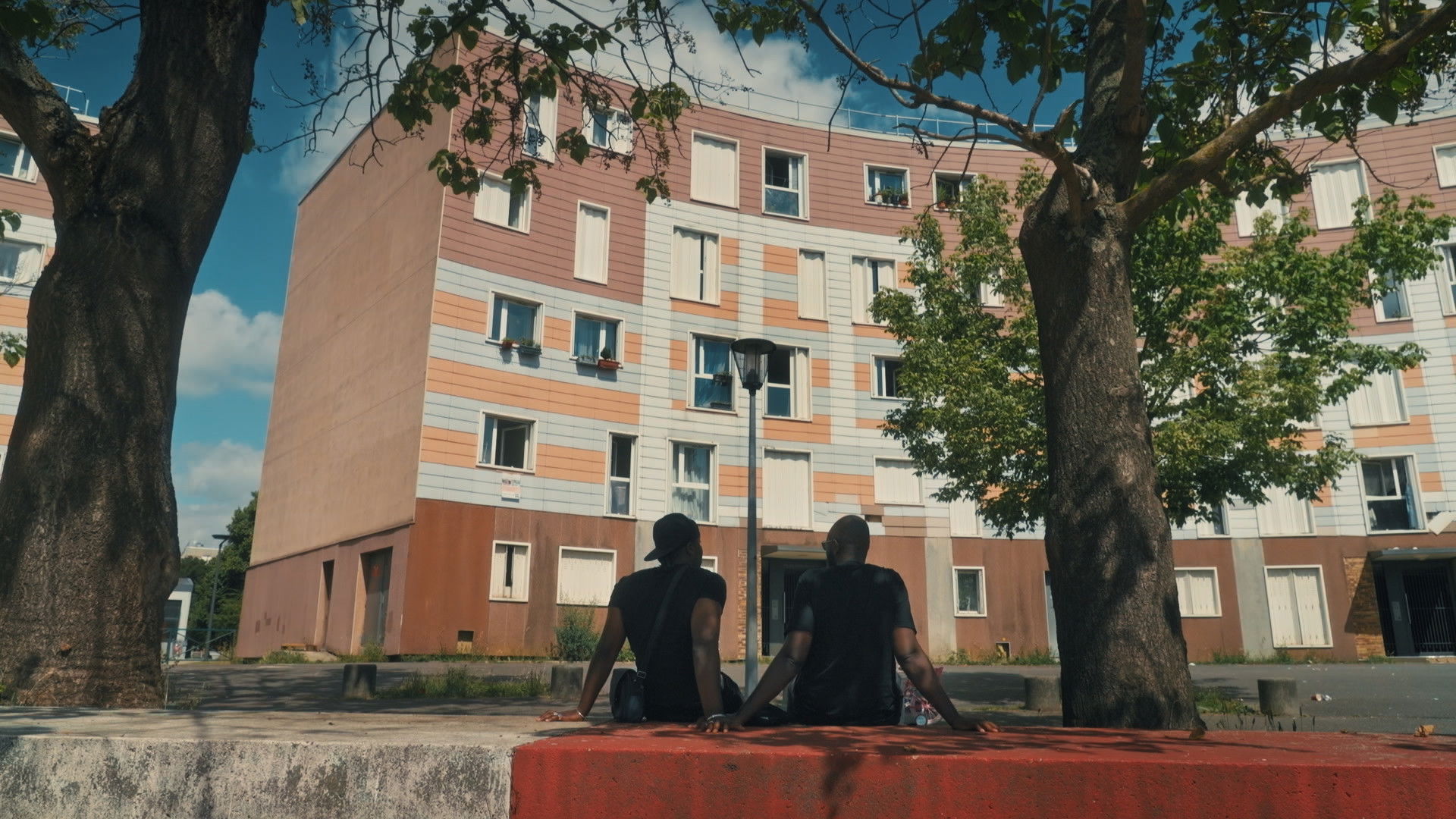 Backdrop for Grigny, la fabrique de la banlieue