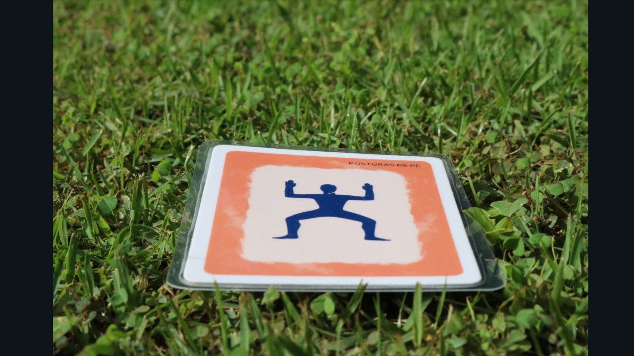 Backdrop for RELAXE!