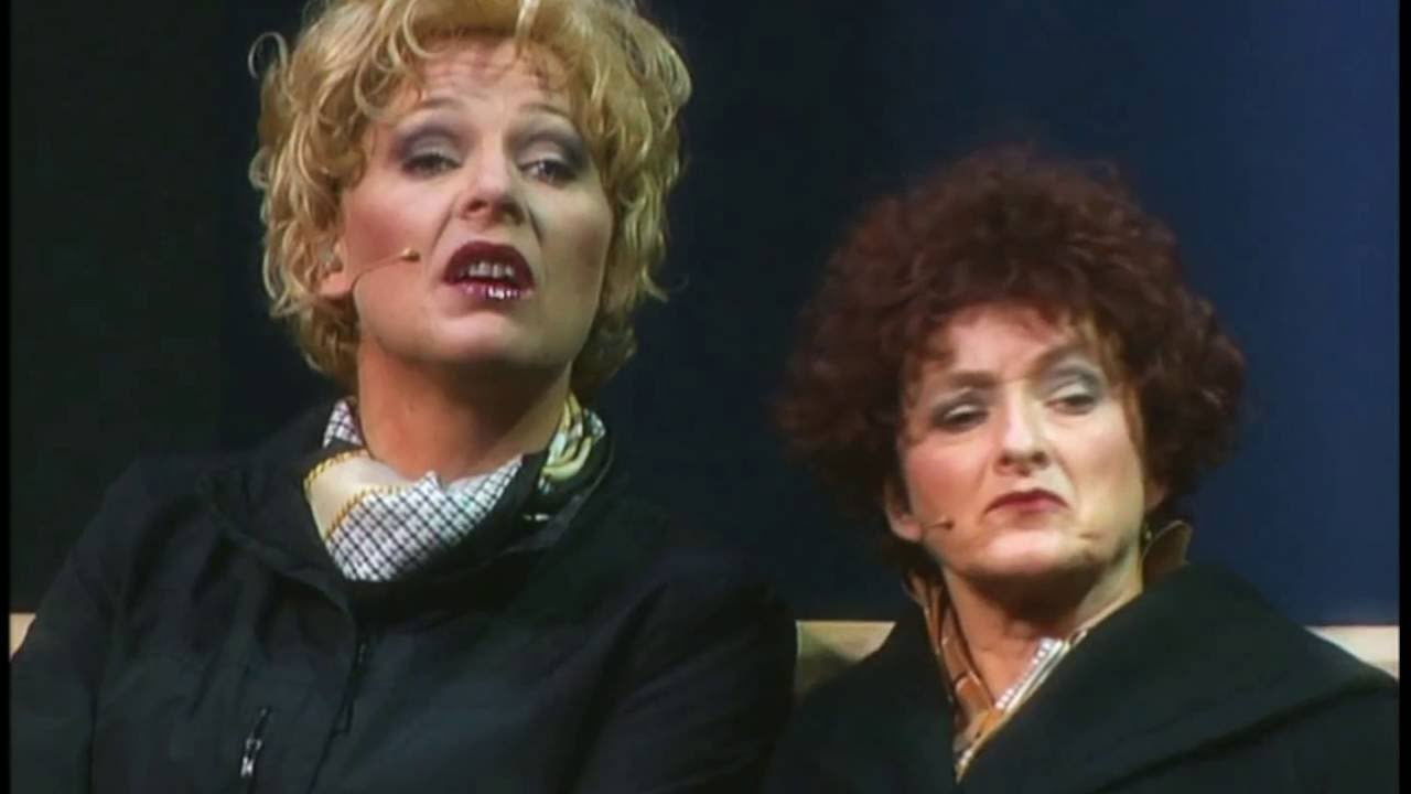 Backdrop for Søs og Kirsten: Med På en Kigger