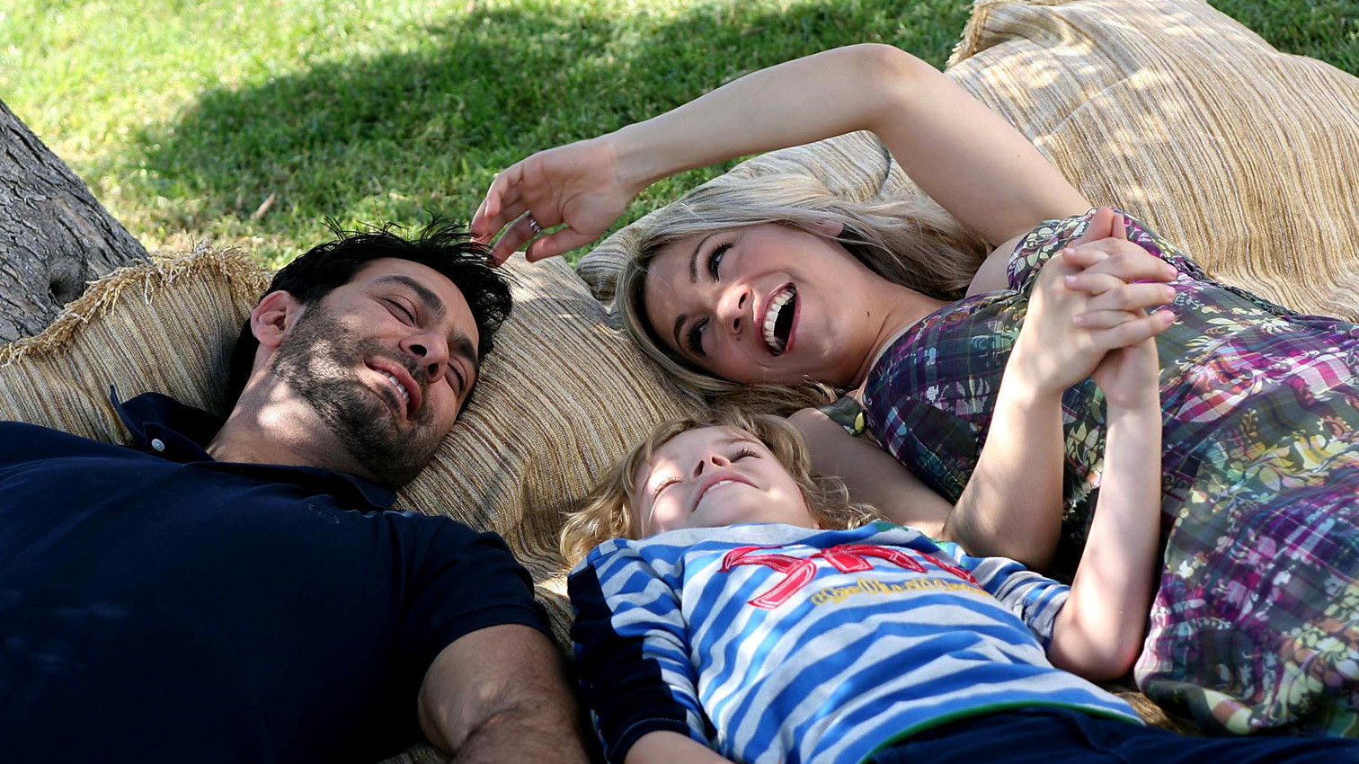 Backdrop for 40 Κύματα