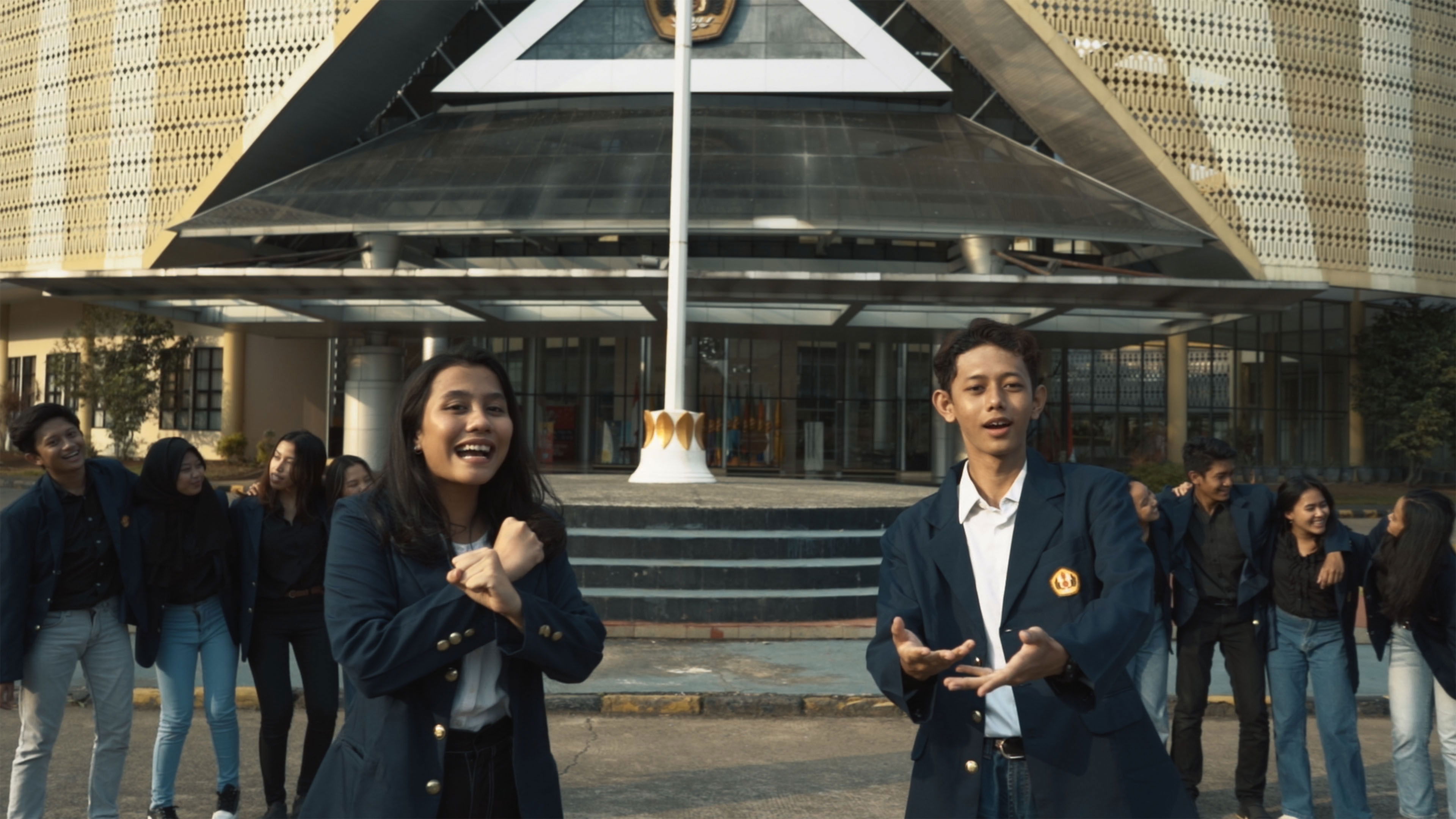 Backdrop for Kisah Suara Pramuda