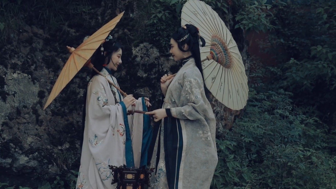 Backdrop for Two Belles in Love