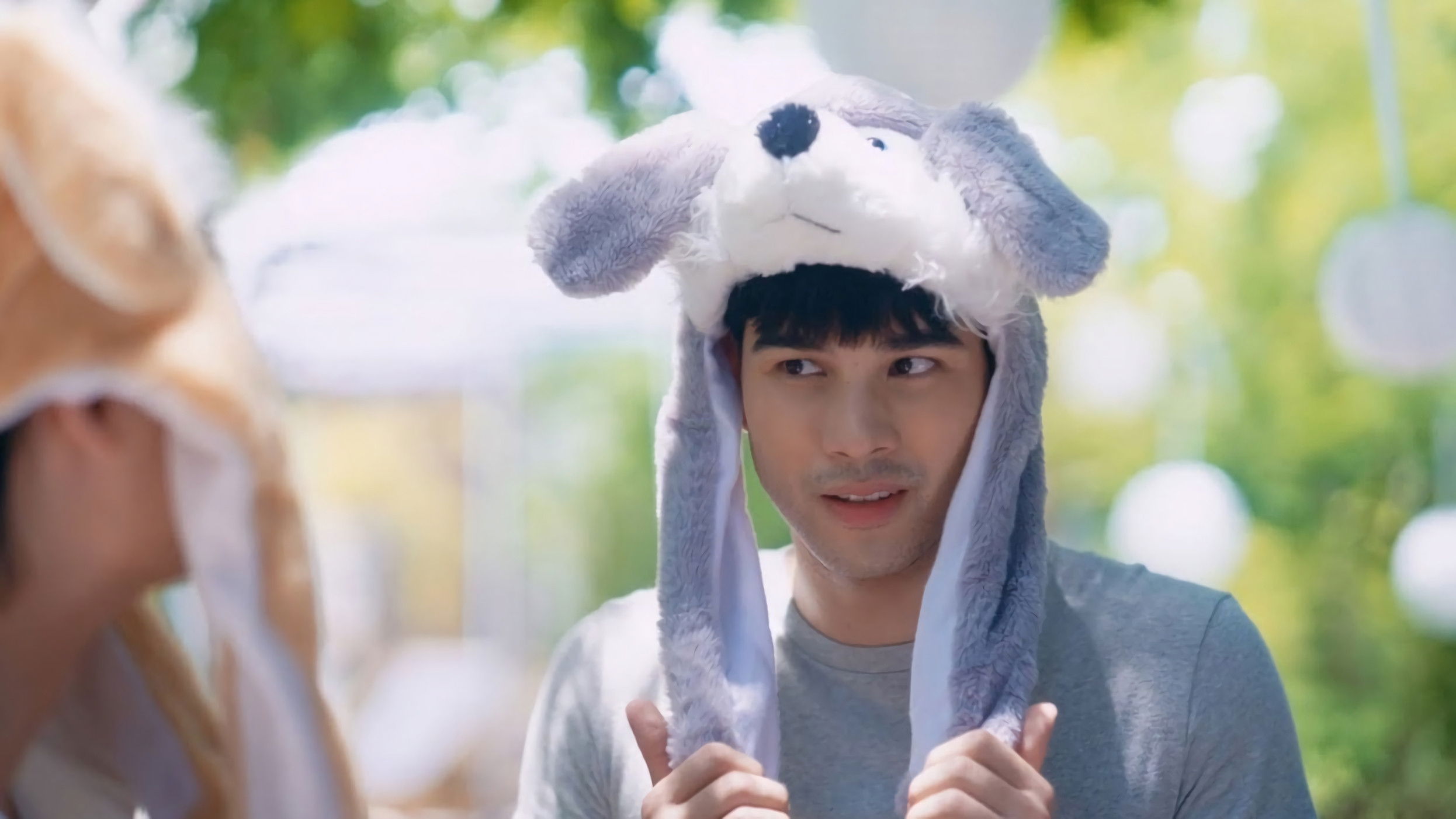 Backdrop for Golden Blood: The Movie