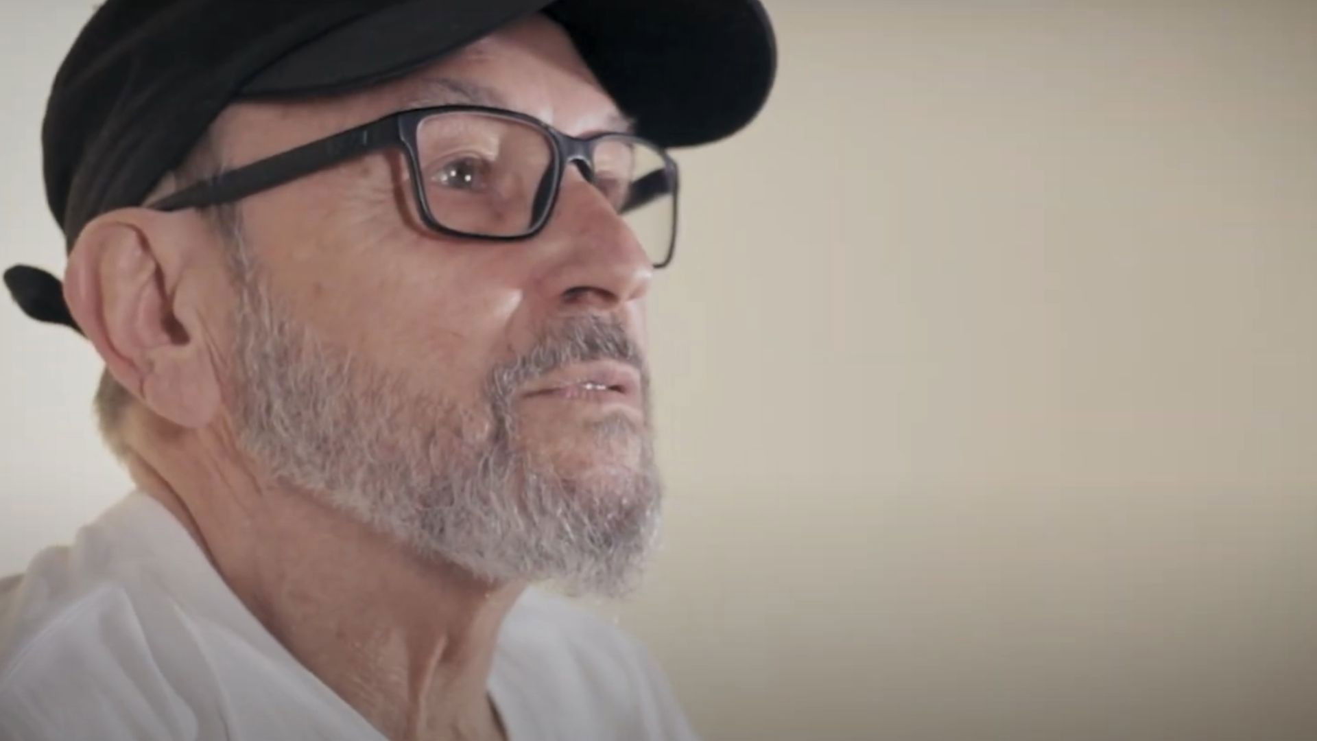 Backdrop for Tucaneira: Wooden Hands