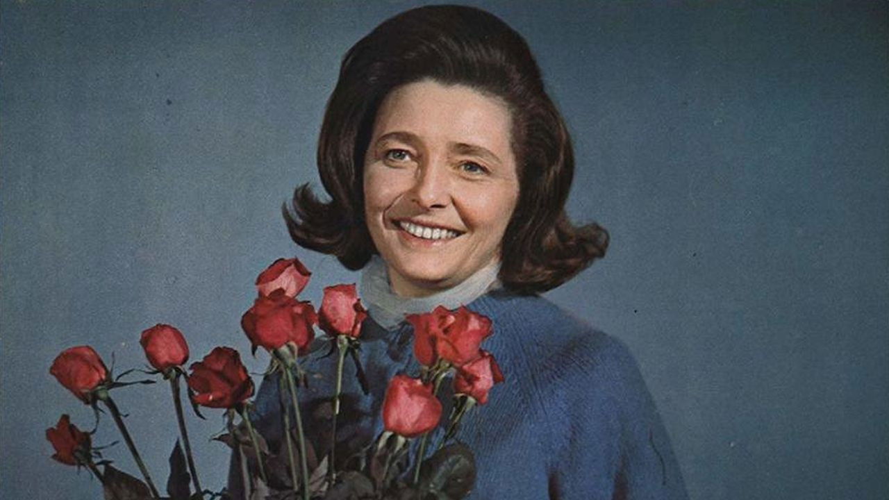 Backdrop for The Subject Was Roses