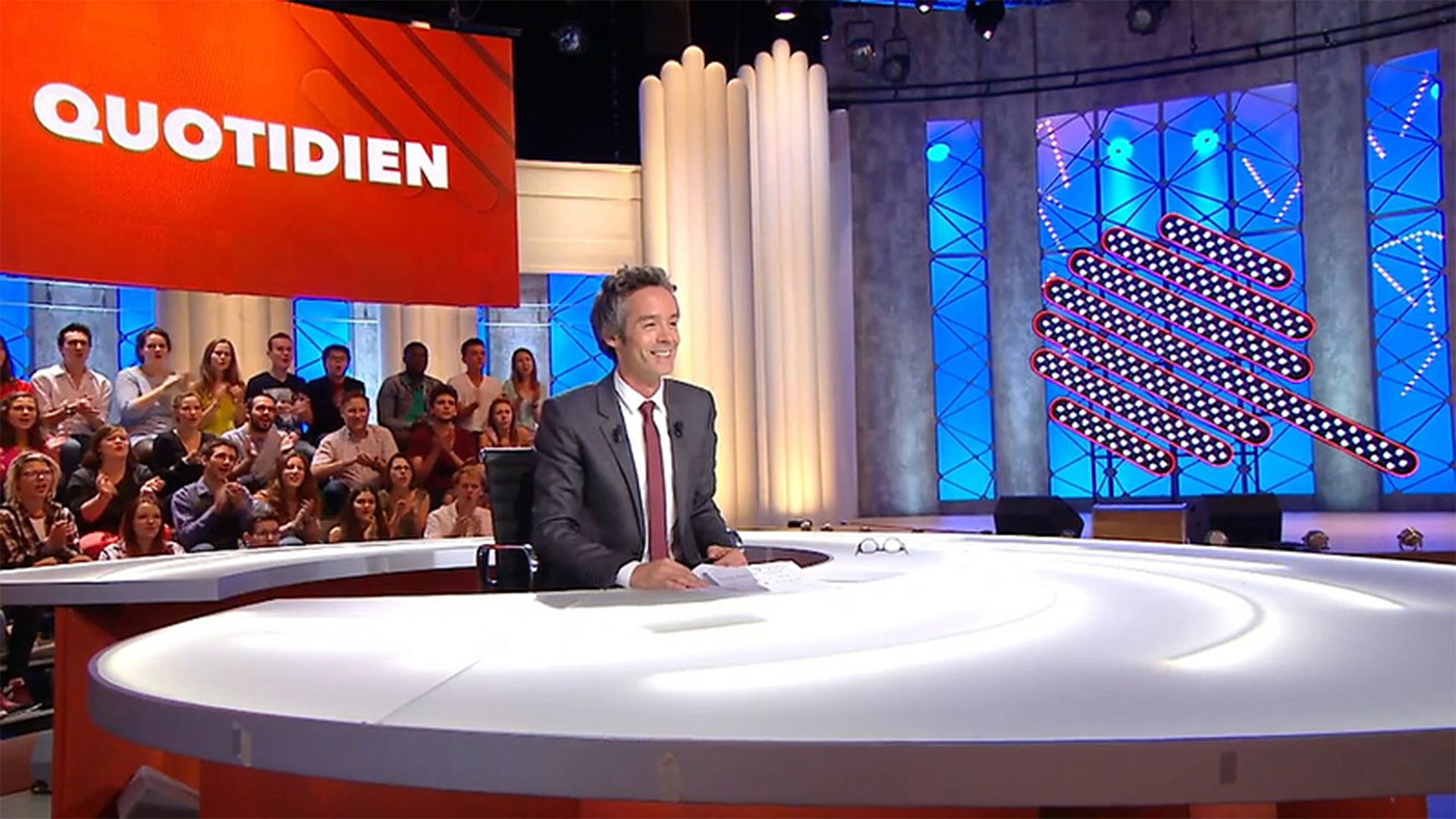 Backdrop for Quotidien express
