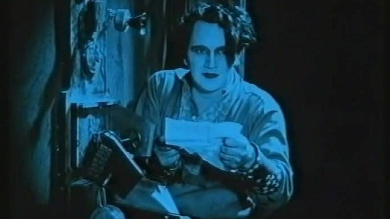 Backdrop for What's Going on in Beely Circus?