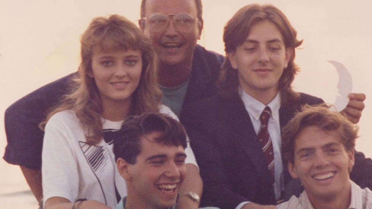 Backdrop for Portami la luna