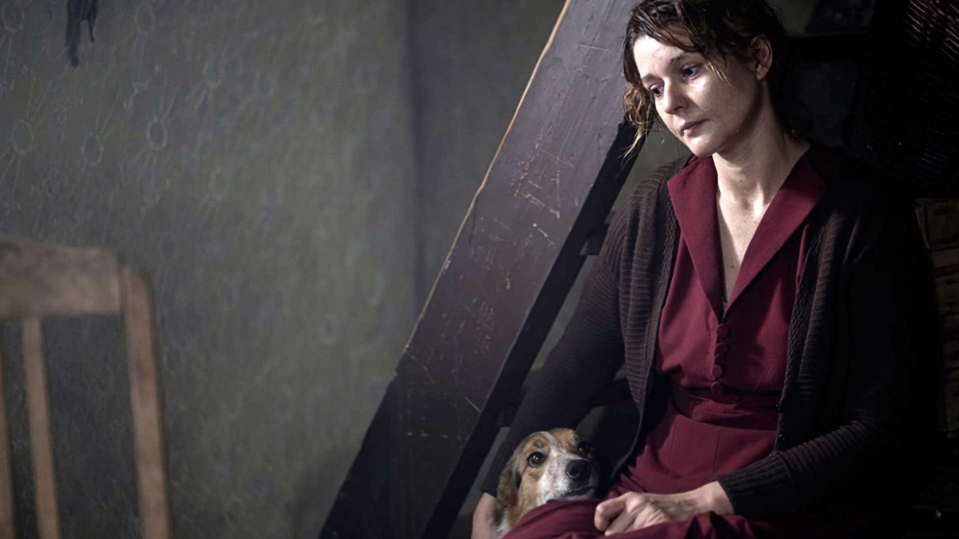 Backdrop for Hitler's Aunt