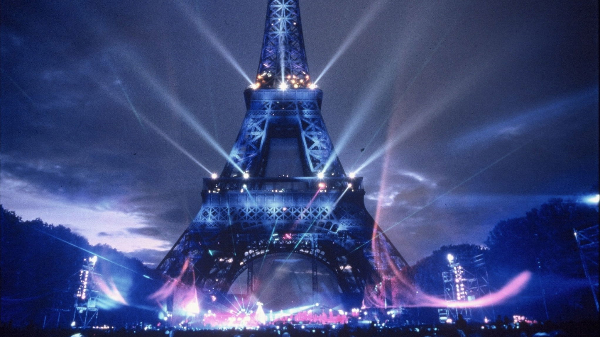 Backdrop for Jean Michel Jarre: Concert pour la tolérance