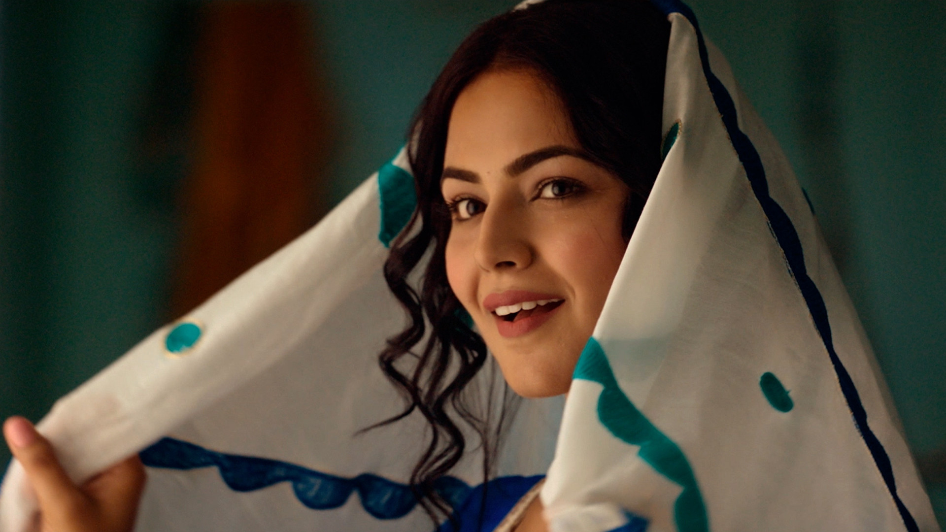 Backdrop for Chhalle Mundiyan