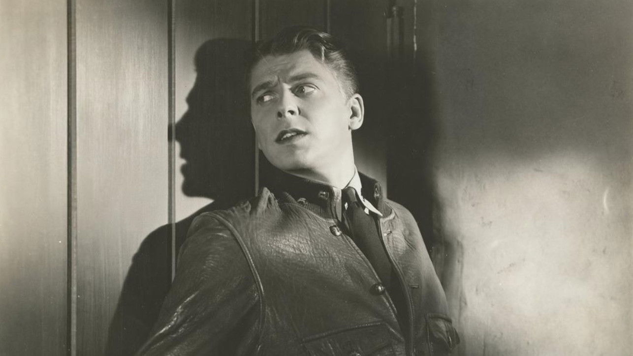 Backdrop for Secret Service of the Air