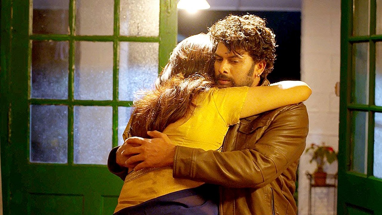 Backdrop for Appavum Veenjum