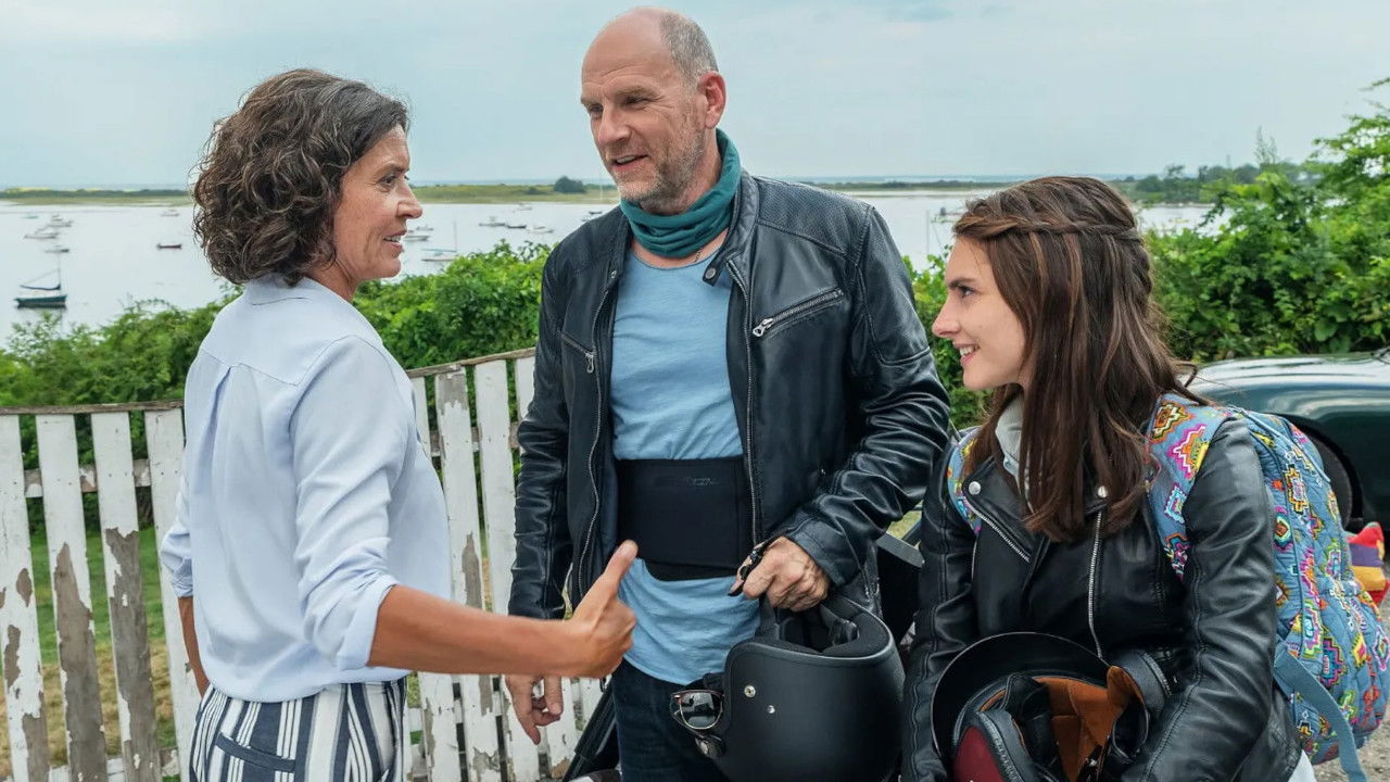 Backdrop for Katie Fforde: Ein Haus am Meer