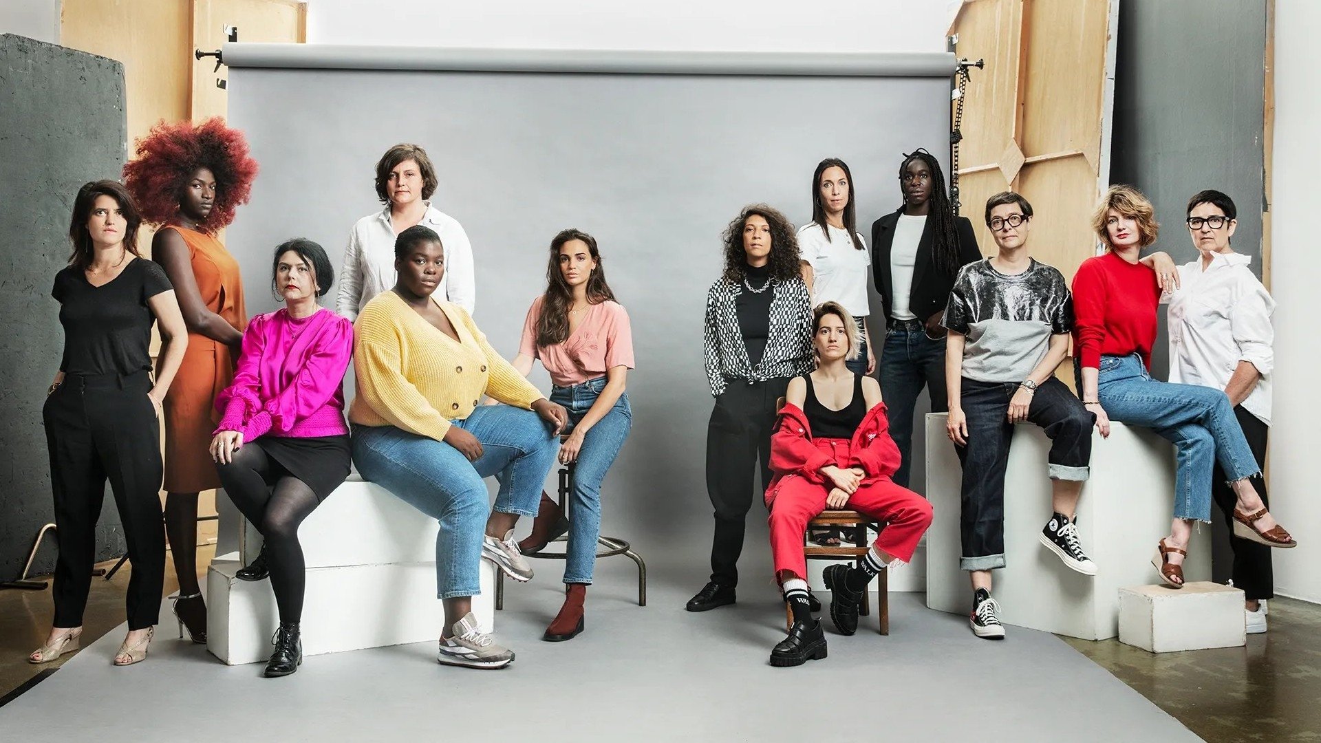 Backdrop for H24: 24 Hours, 24 Women, 24 Stories