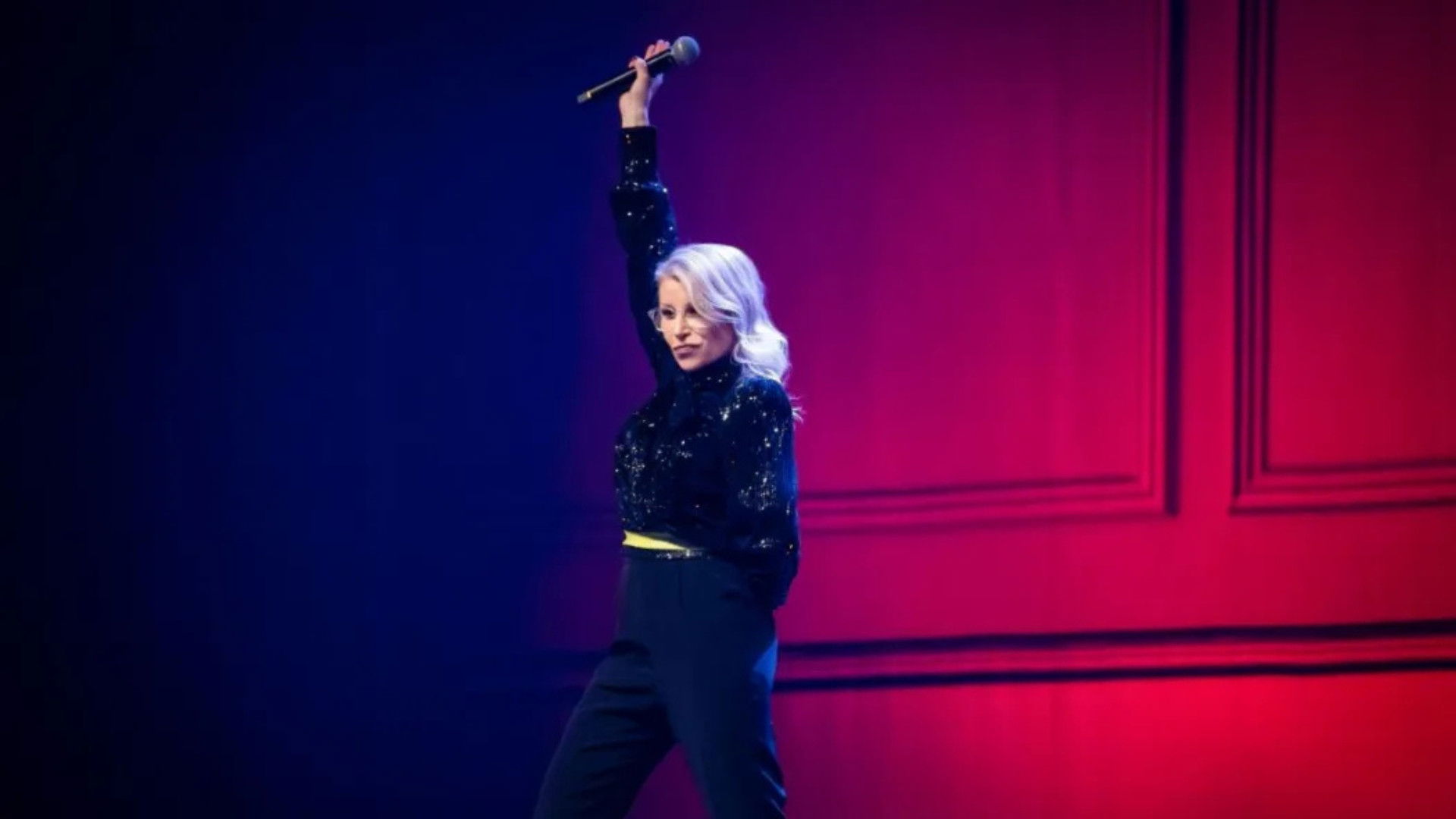 Backdrop for Cathy Gauthier: 100% vache folle