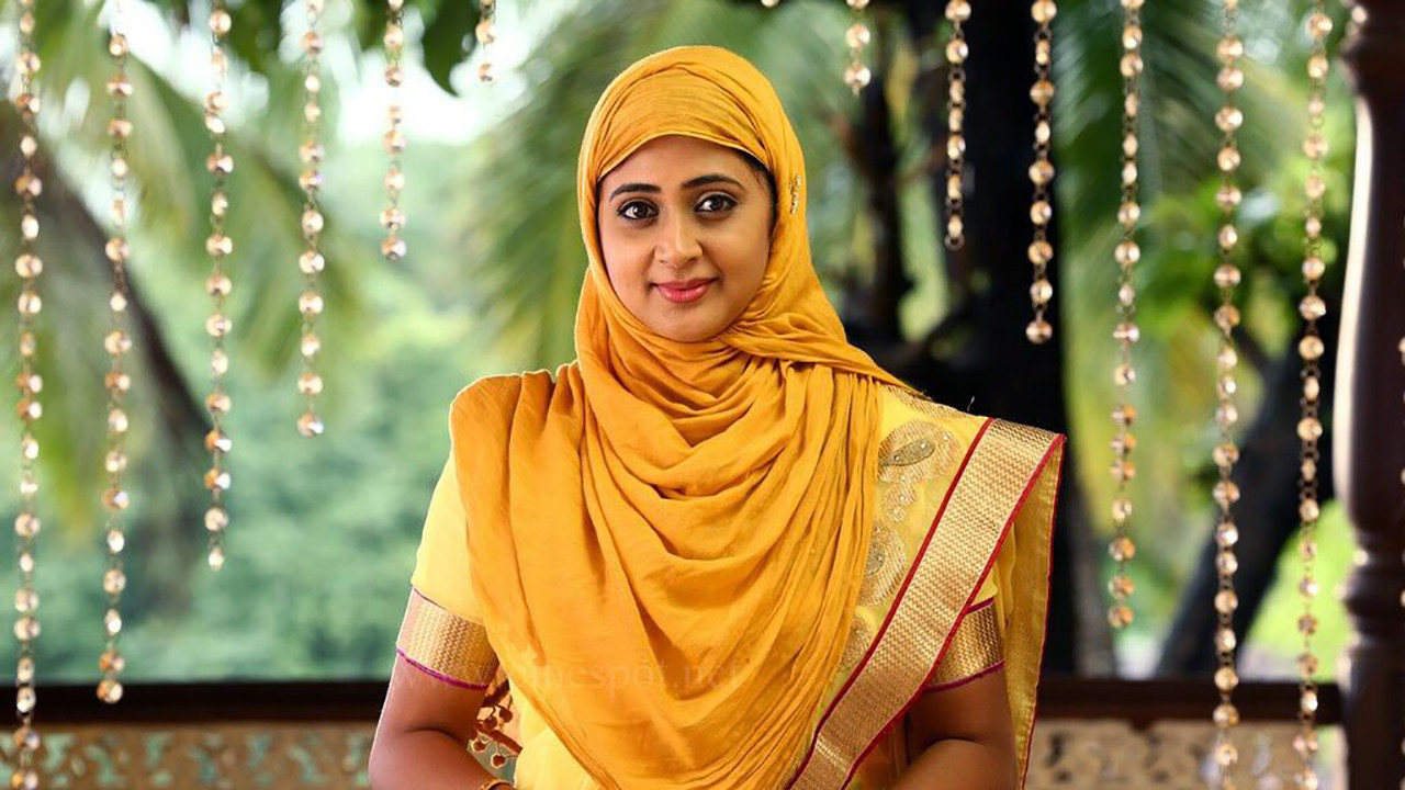 Backdrop for Mylanchi Monchulla Veedu