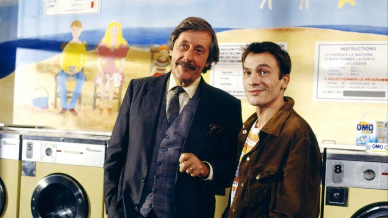 Backdrop for Tom est tout seul