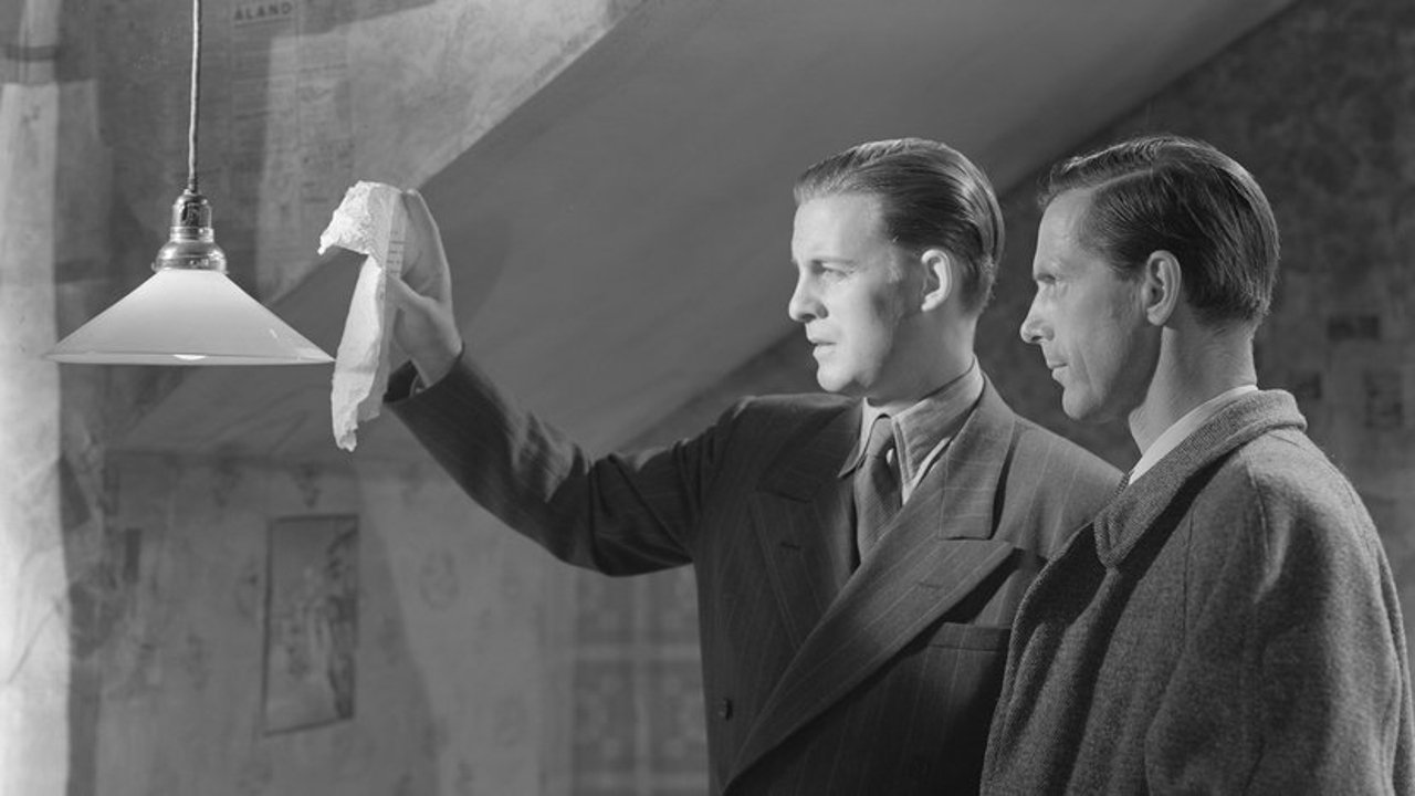 Backdrop for This Can't Happen Here