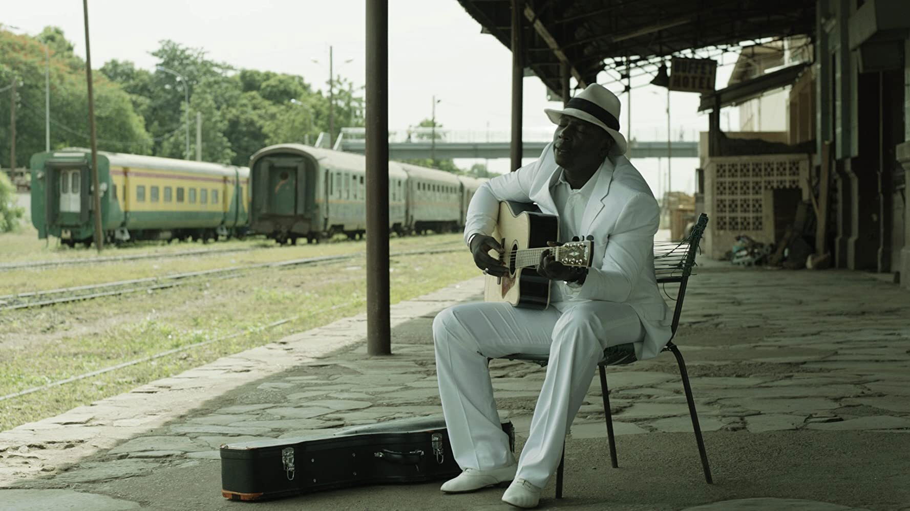 Backdrop for N: The Madness Of Reason