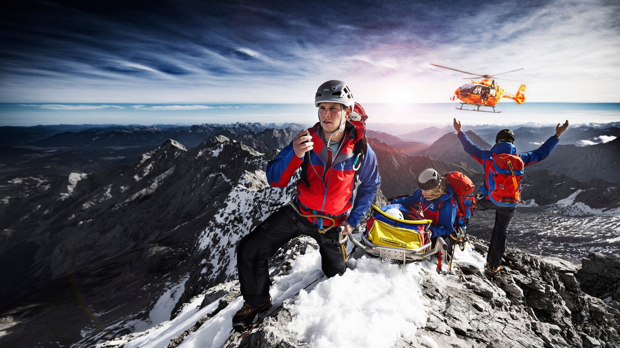 Backdrop for In höchster Not - Bergretter im Einsatz