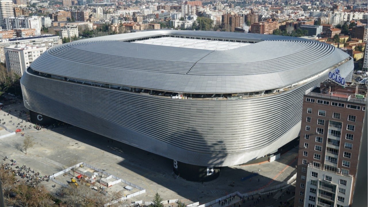 Backdrop for Megastructures: Real Madrid Super Stadium