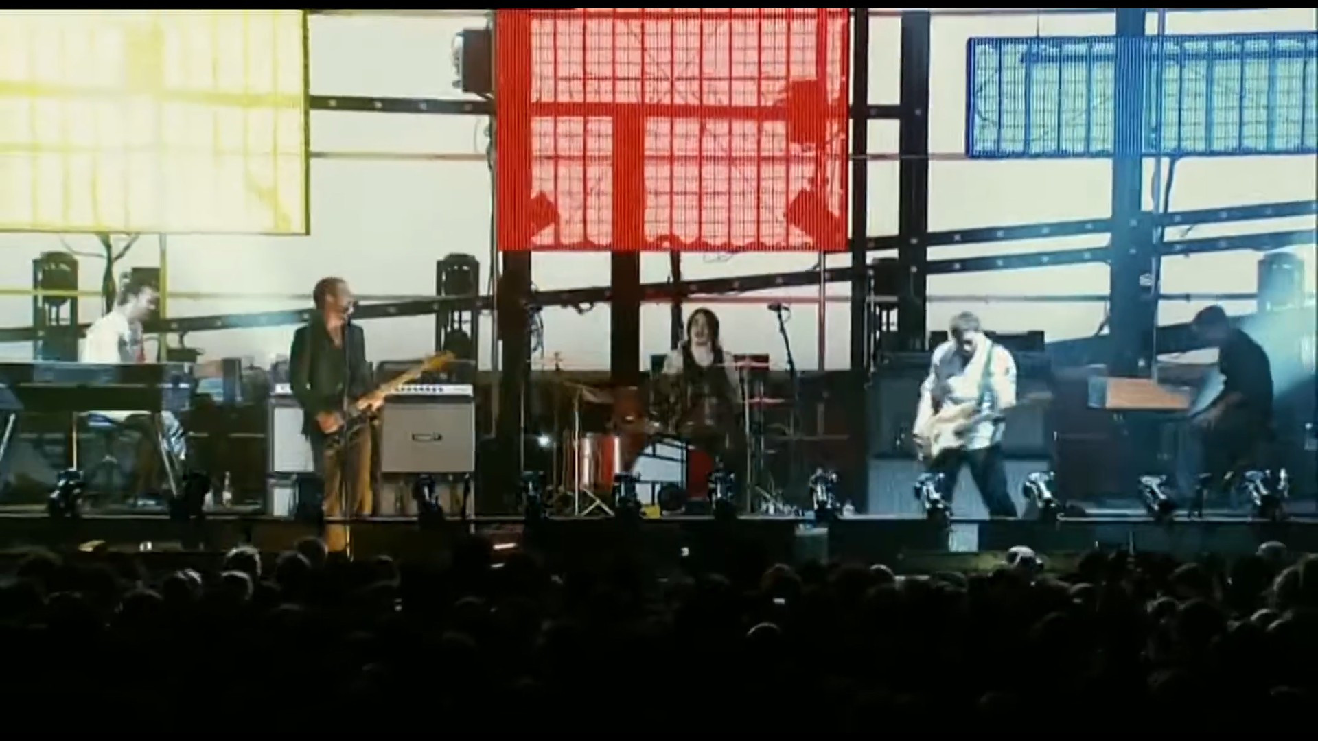 Backdrop for Silverchair: Across the Great Divide