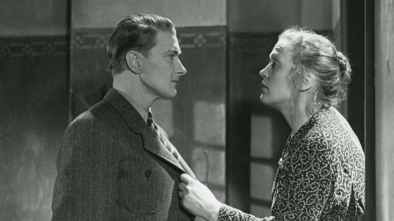 Backdrop for En Forbryder