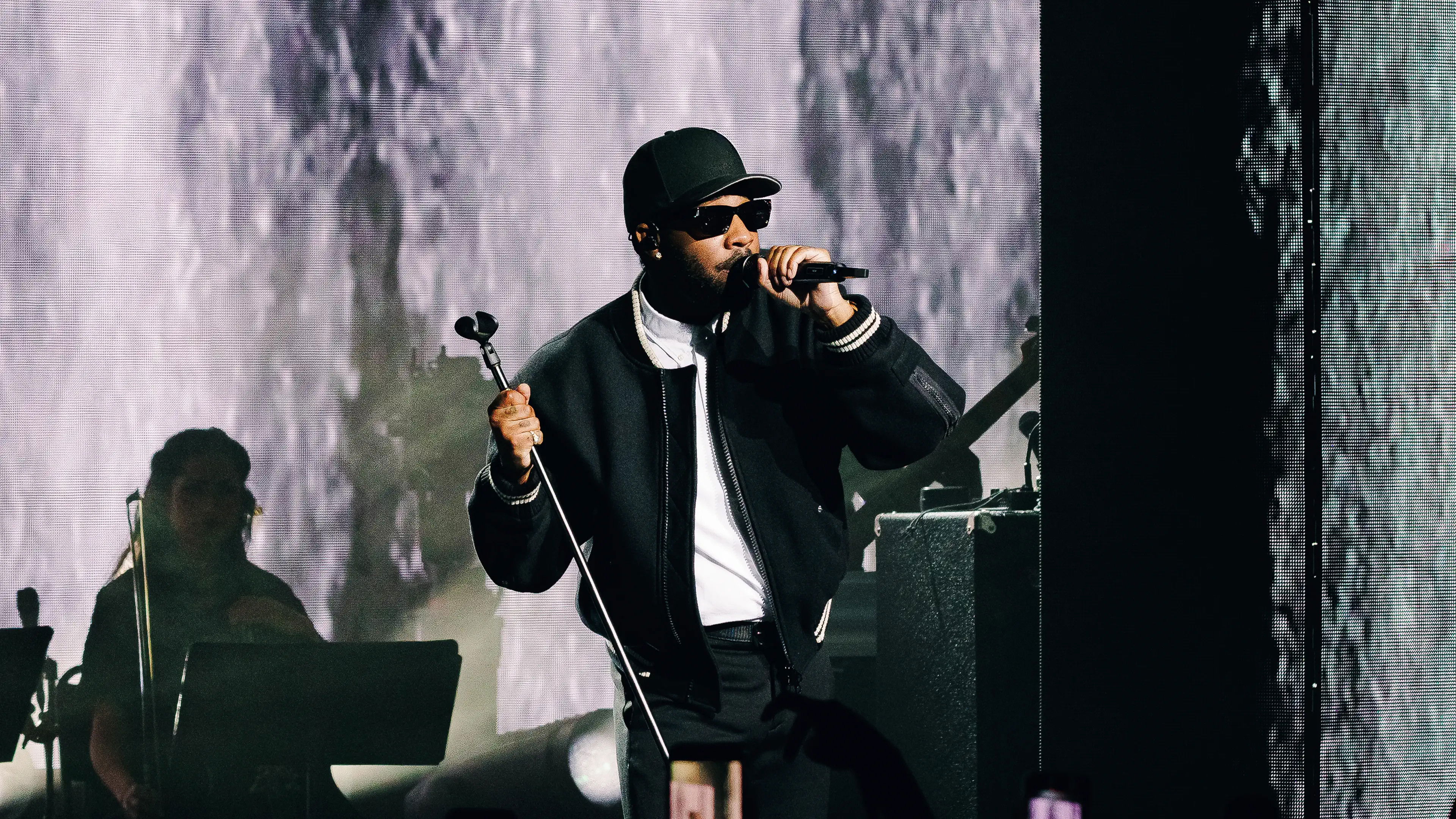 Backdrop for Apple Music Live: Brent Faiyaz