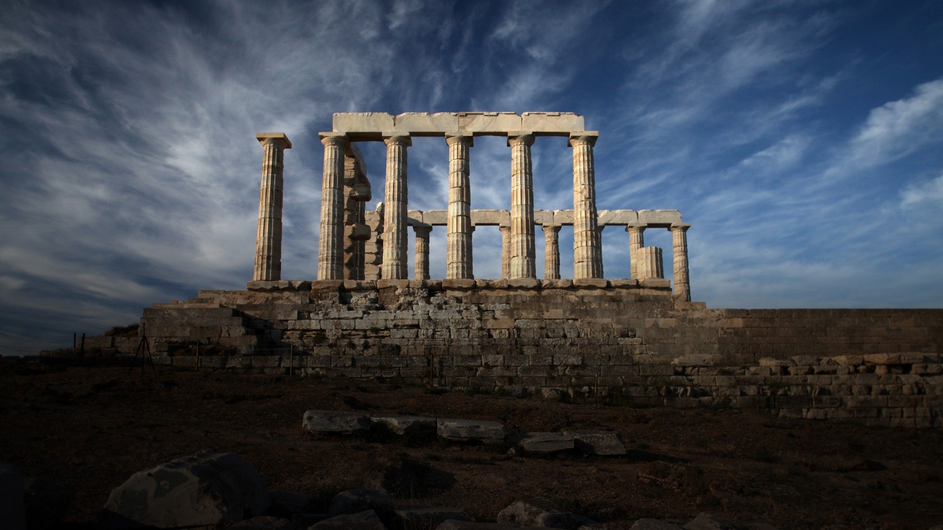 Backdrop for Ancient Worlds