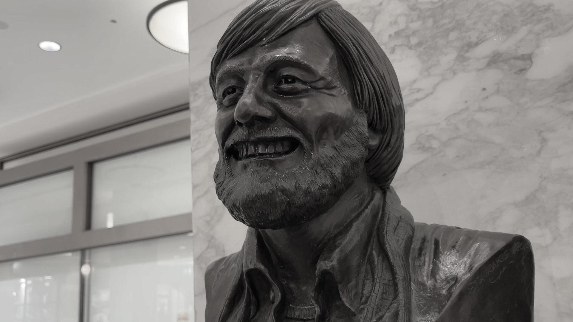 Backdrop for My Life with the Living Dead