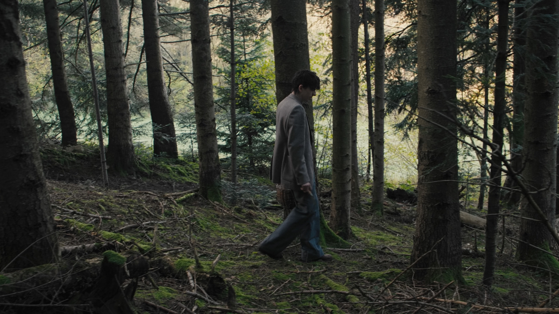 Backdrop for Au Festin des louves